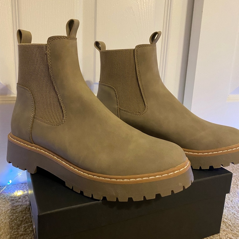 Womens dolce vita ankle boot